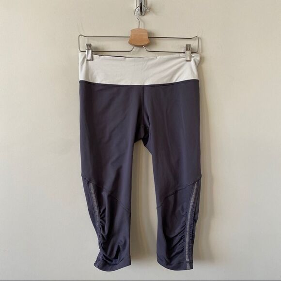 Lululemon Ruched Side Cropped Legging - Picture 1 of 8